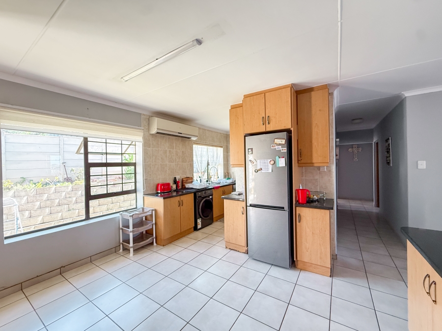 3 Bedroom Property for Sale in Island View Western Cape